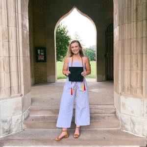 Meet your Posher, Brooke